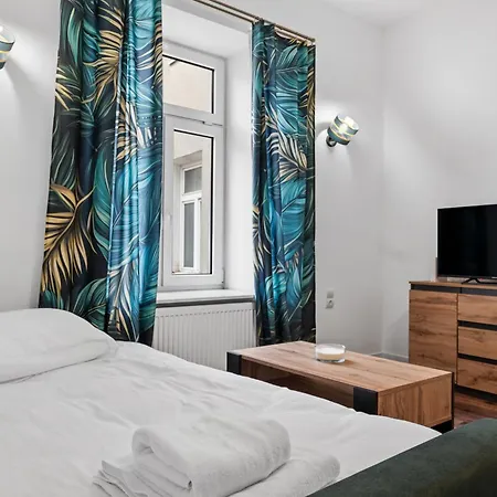 Apartament Cyrulicza Old Town By Bookinghost